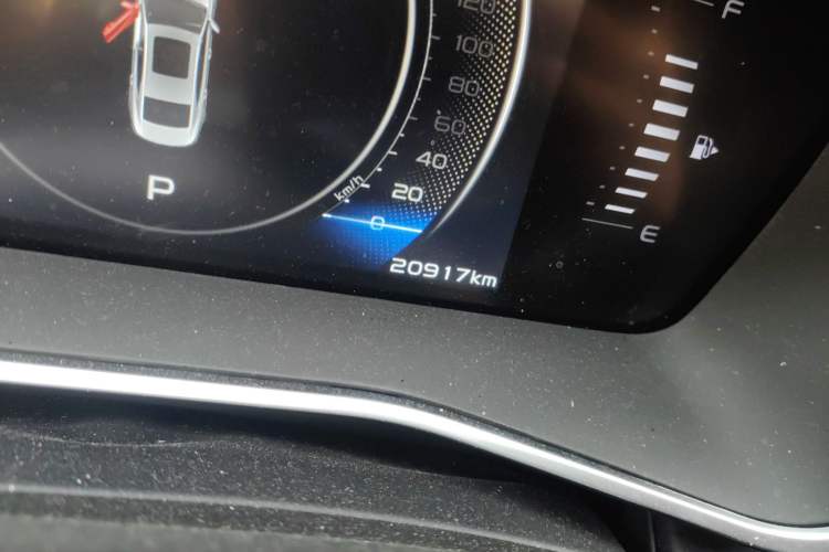 Used Geely Auto Preface 2023 2.0TD Luxury Version Odometer Close Up
