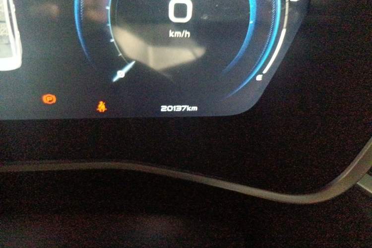 Used Geely Auto Preface 2023 1.5TD Kunlun Edition Odometer Close Up