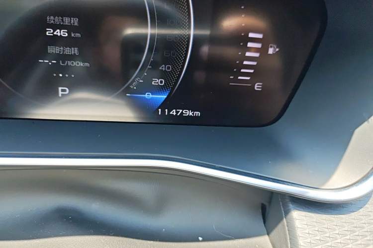Used Geely Auto Preface 2023 2.0TD Luxury Version Odometer Close Up