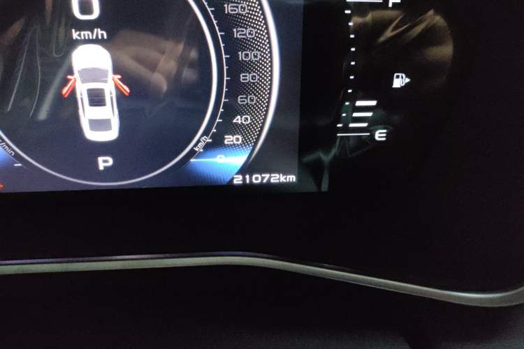 Used Geely Auto Preface 2023 1.5TD Fuyao Version Odometer Close Up
