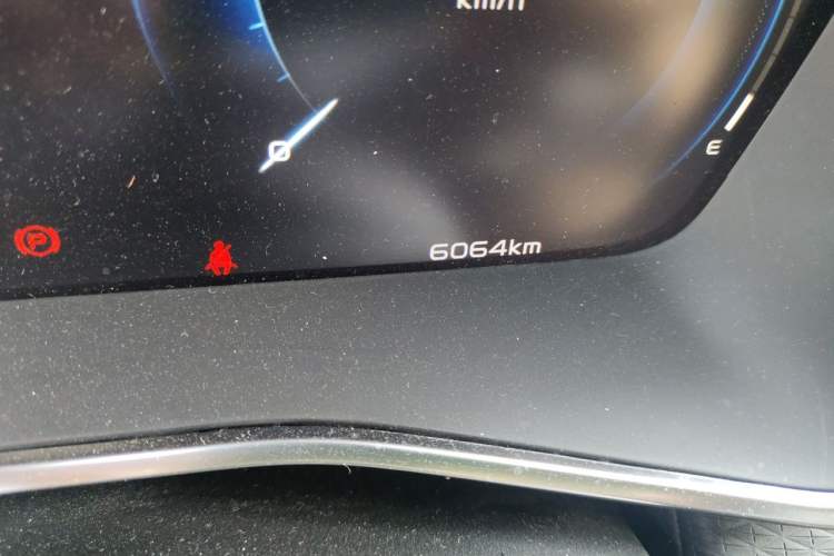 Used Geely Auto Preface 2023 2.0TD Luxury Version Odometer Close Up
