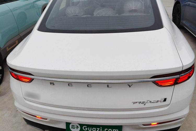 Used Geely Auto Preface 2023 2.0TD Luxury Version Rear