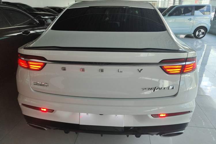 Used Geely Auto Preface 2023 2.0TD Prestige Version Rear