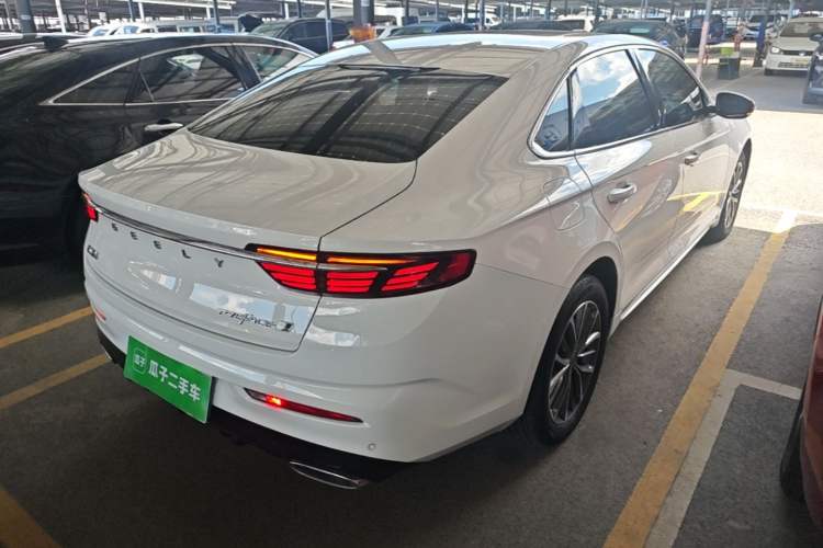 Used Geely Auto Preface 2023 2.0TD Luxury Version Rear Right 45 Deg