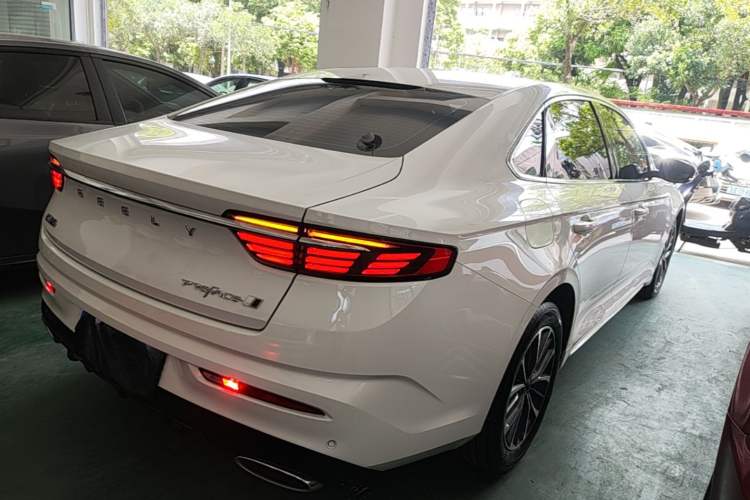 Used Geely Auto Preface 2023 1.5TD Fuyao Version Rear Right 45 Deg