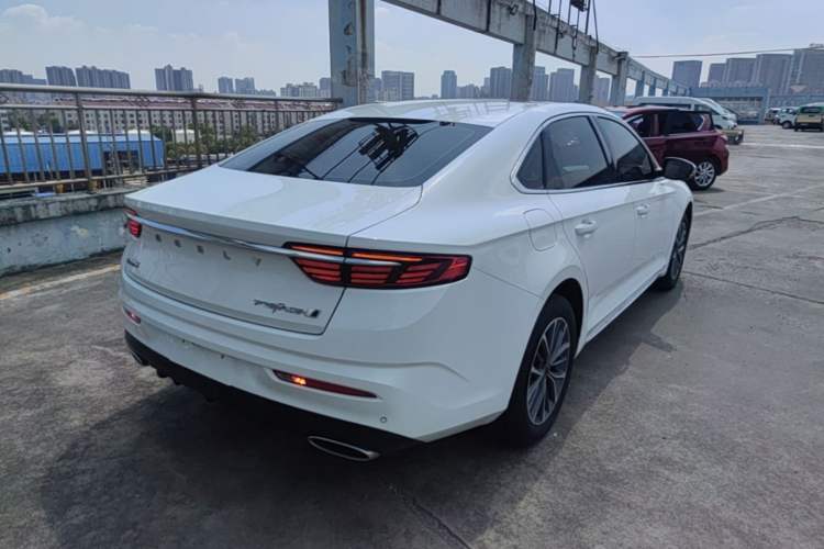 Used Geely Auto Preface 2023 2.0TD Luxury Version Rear Right 45 Deg
