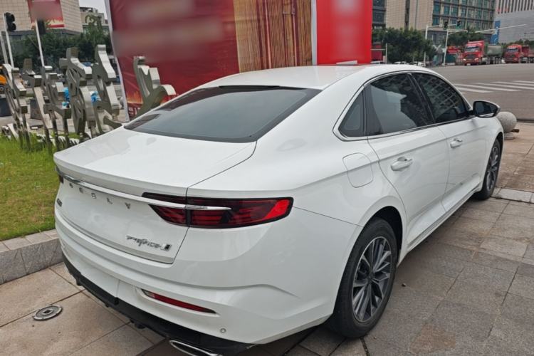 Used Geely Auto Preface 2023 2.0TD Luxury Version Rear Right 45 Deg