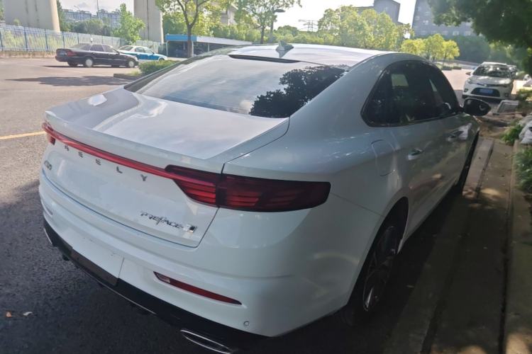 Used Geely Auto Preface 2023 2.0TD Luxury Version Rear Right 45 Deg