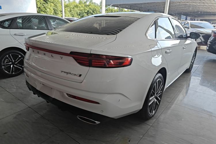 Used Geely Auto Preface 2023 2.0TD Prestige Version Rear Right 45 Deg