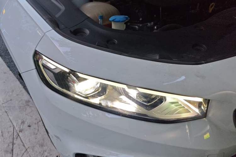 Used Geely Auto Preface 2023 1.5TD Kunlun Edition Right Front Headlight