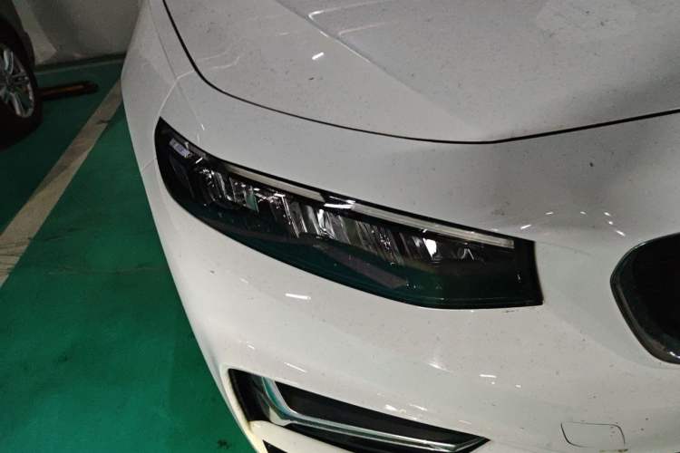 Used Geely Auto Preface 2023 2.0TD Luxury Version Right Front Headlight