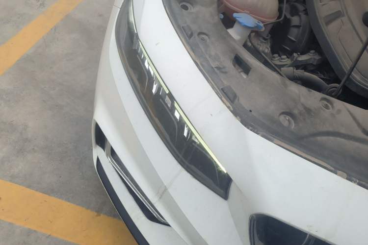 Used Geely Auto Preface 2023 2.0TD Luxury Version Right Front Headlight
