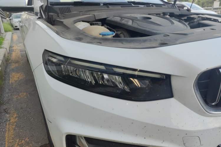 Used Geely Auto Preface 2023 2.0TD Luxury Version Right Front Headlight