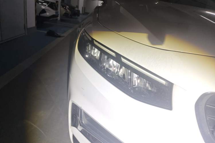 Used Geely Auto Preface 2023 1.5TD Fuyao Version Right Front Headlight