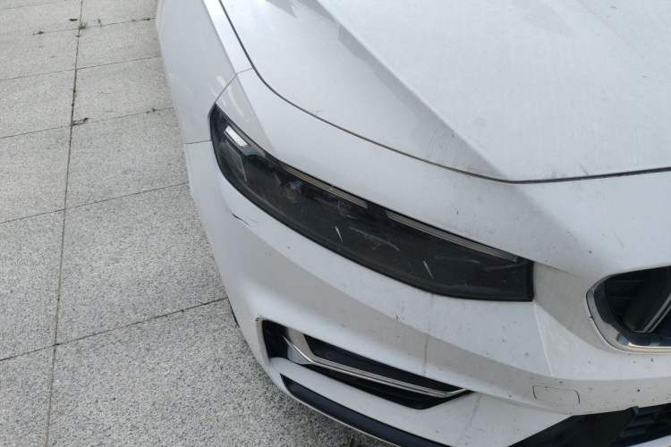 Used Geely Auto Preface 2023 2.0TD Luxury Version Right Front Headlight