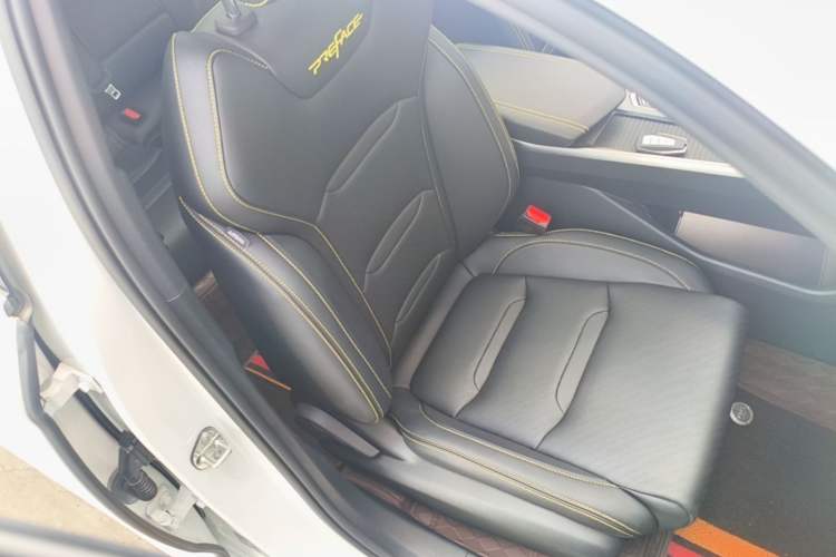 Used Geely Auto Preface 2023 1.5TD Fuyao Version Right Front Seat