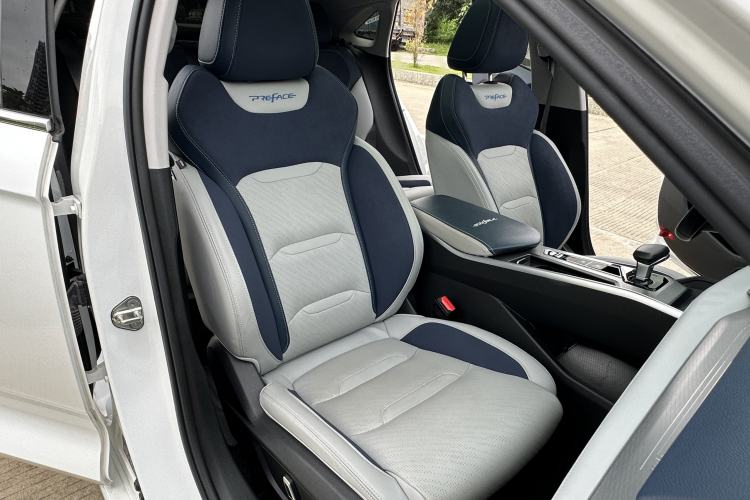 Used Geely Auto Preface 2023 2.0TD Prestige Version Right Front Seat
