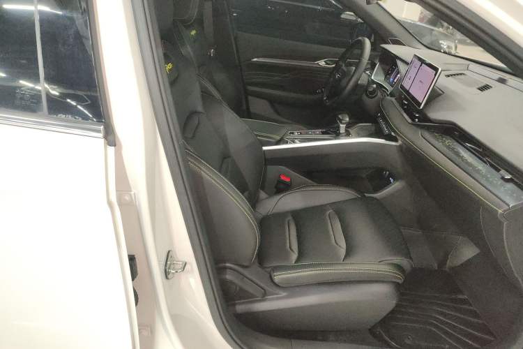 Used Geely Auto Preface 2023 1.5TD Fuyao Version Right Front Seat