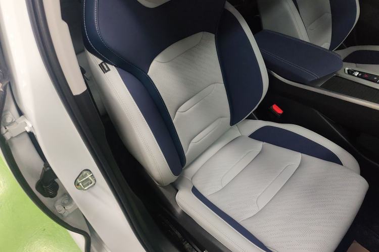 Used Geely Auto Preface 2023 2.0TD Prestige Version Right Front Seat