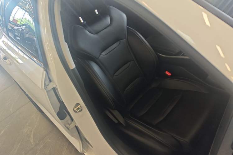 Used Geely Auto Preface 2023 2.0TD Luxury Version Right Front Seat