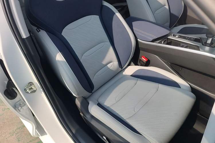 Used Geely Auto Preface 2023 2.0TD Prestige Version Right Front Seat