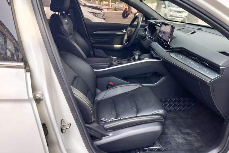 Used Geely Auto Preface 2023 1.5TD Fuyao Version Right Front Seat