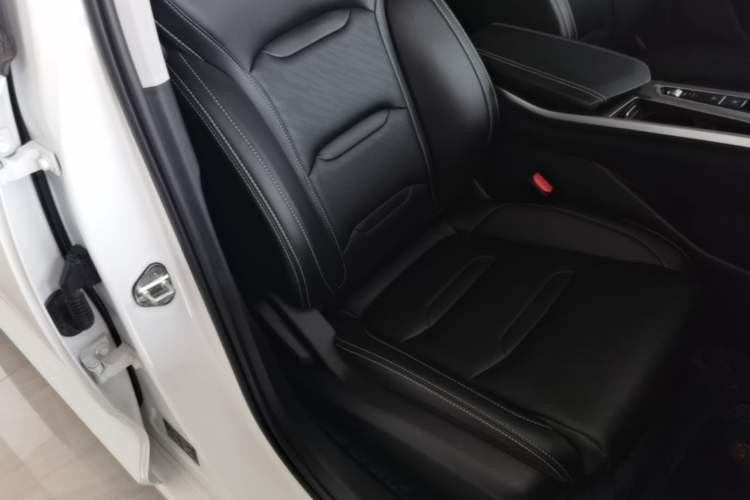 Used Geely Auto Preface 2023 2.0TD Luxury Version Right Front Seat