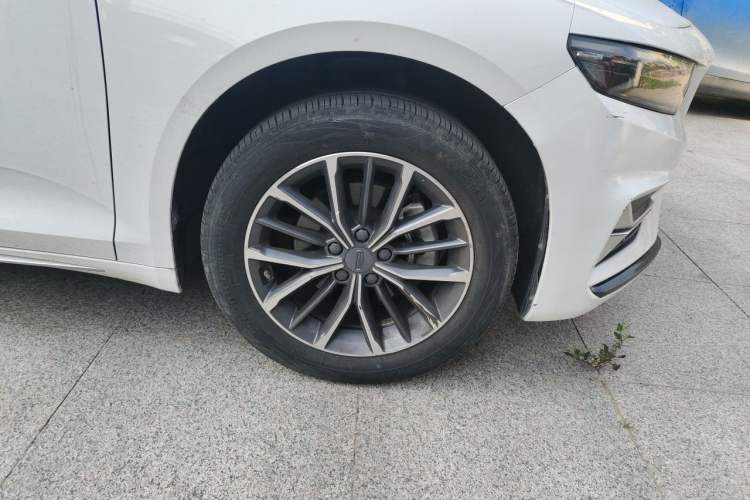 Used Geely Auto Preface 2023 2.0TD Luxury Version Right Front Wheel Hub