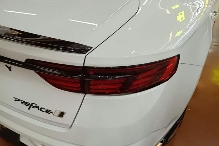 Used Geely Auto Preface 2023 2.0TD Space-Time Edition Right Rear Taillight