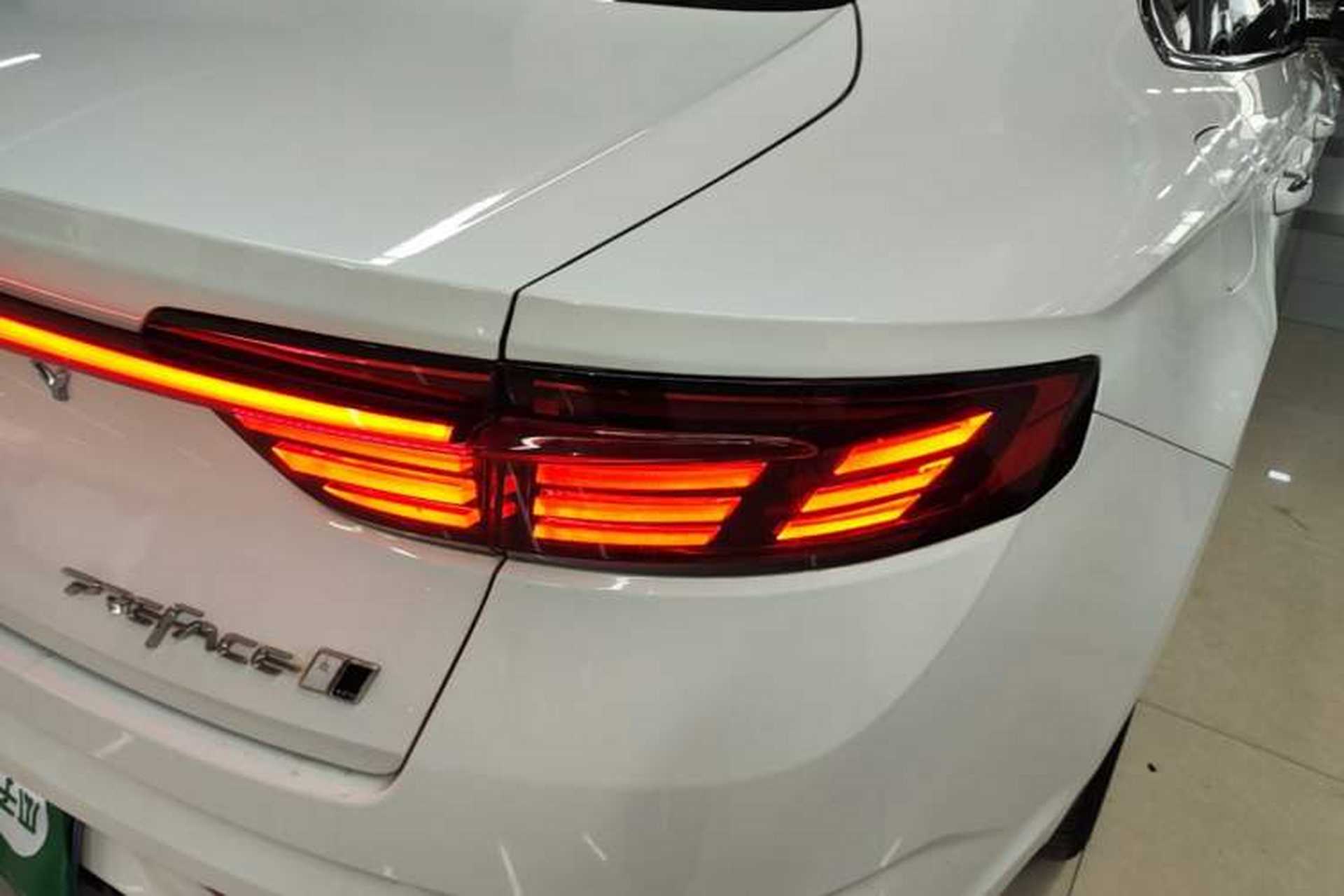 Used Geely Auto Preface 2023 2.0TD Luxury Version Right Rear Taillight