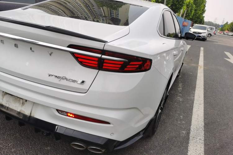 Used Geely Auto Preface 2023 1.5TD Kunlun Edition Right Rear Taillight