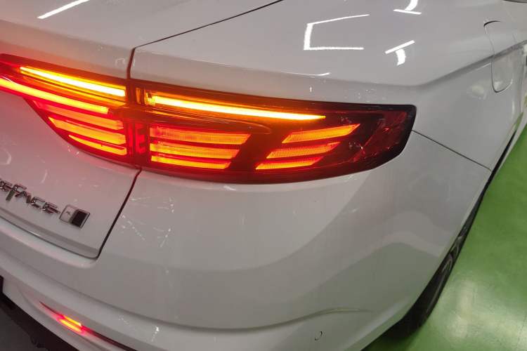 Used Geely Auto Preface 2023 2.0TD Prestige Version Right Rear Taillight