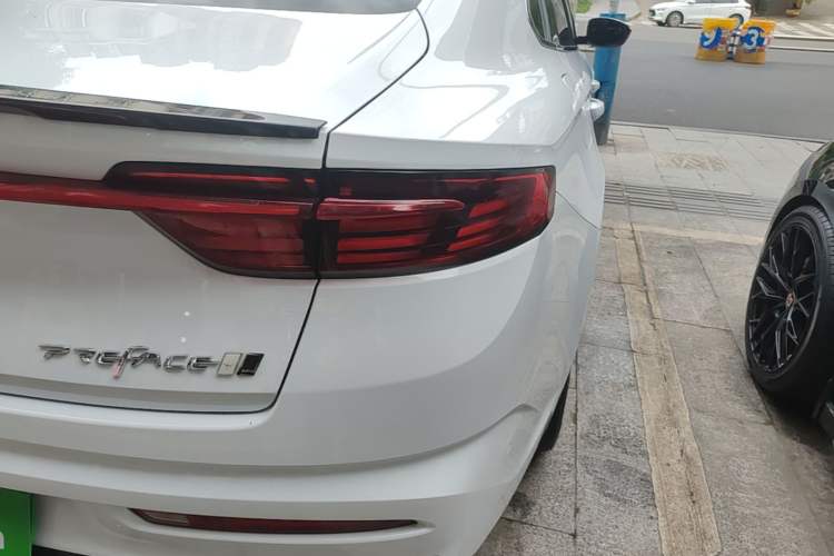 Used Geely Auto Preface 2023 2.0TD Prestige Version Right Rear Taillight