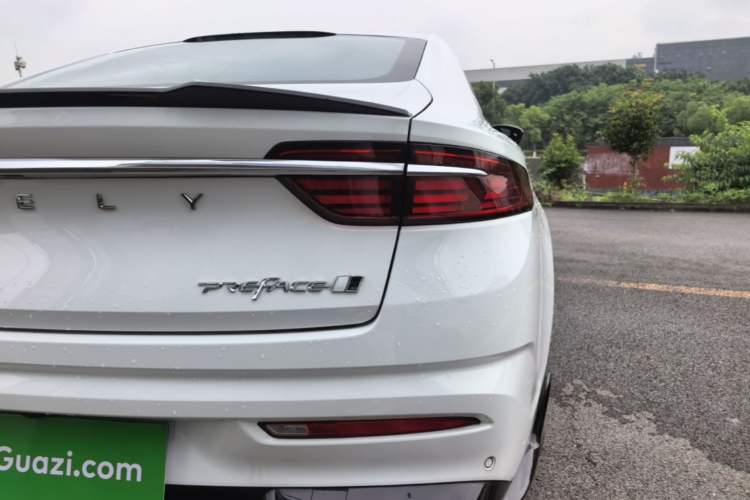 Used Geely Auto Preface 2023 1.5TD Kunlun Edition Right Rear Taillight