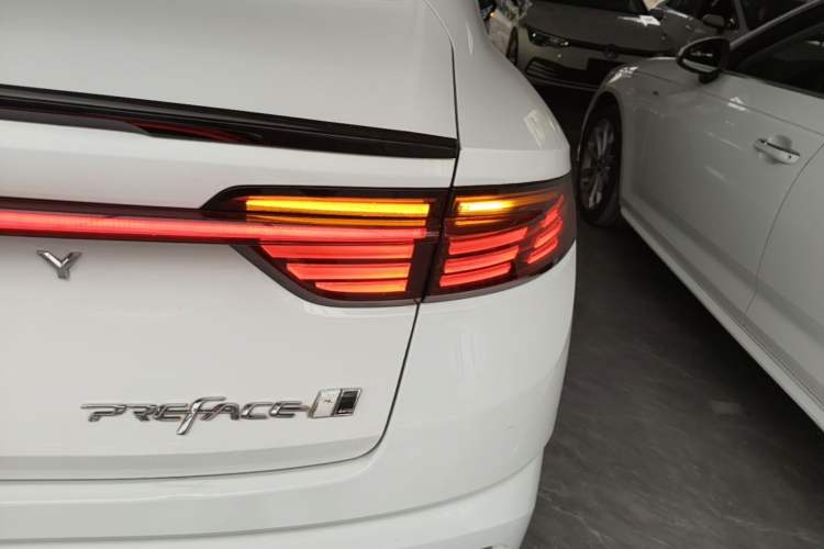 Used Geely Auto Preface 2023 2.0TD Prestige Version Right Rear Taillight