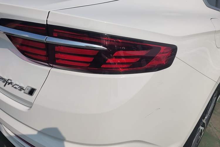 Used Geely Auto Preface 2023 2.0TD Prestige Version Right Rear Taillight