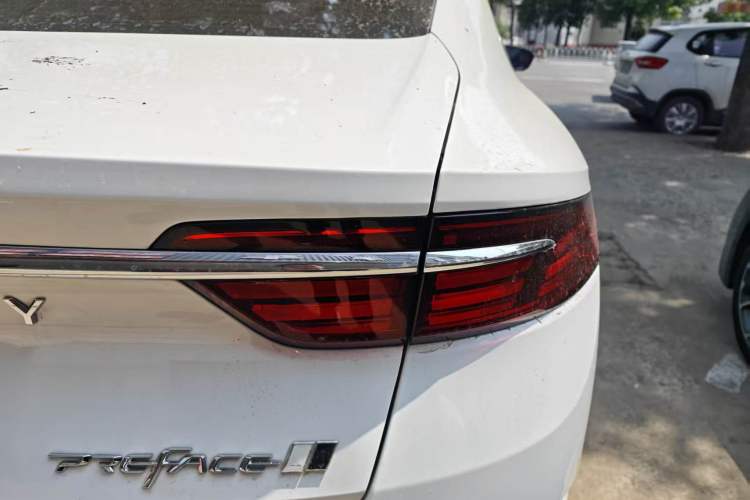Used Geely Auto Preface 2023 1.5TD Fuyao Version Right Rear Taillight