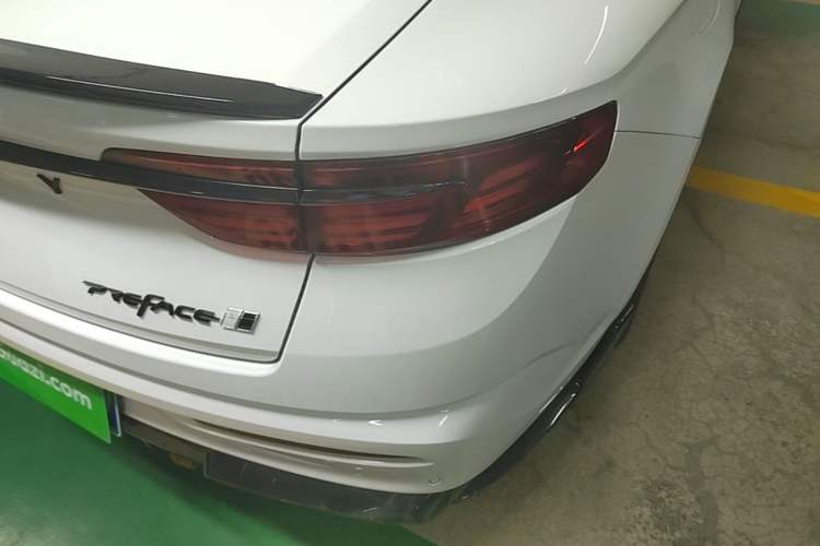 Used Geely Auto Preface 2023 2.0TD Space-Time Edition Right Rear Taillight