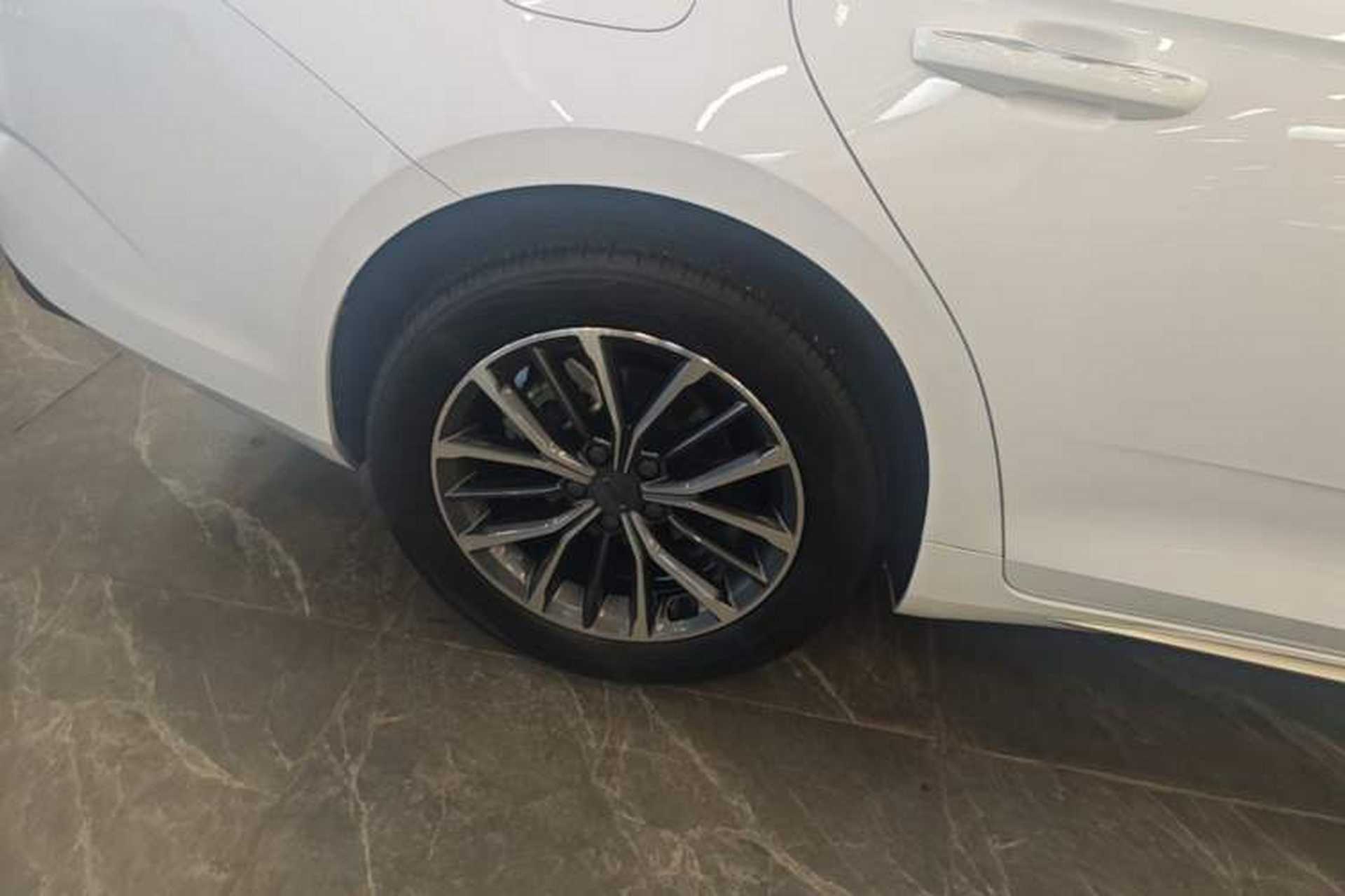 Used Geely Auto Preface 2023 2.0TD Luxury Version Right Rear Wheel Hub