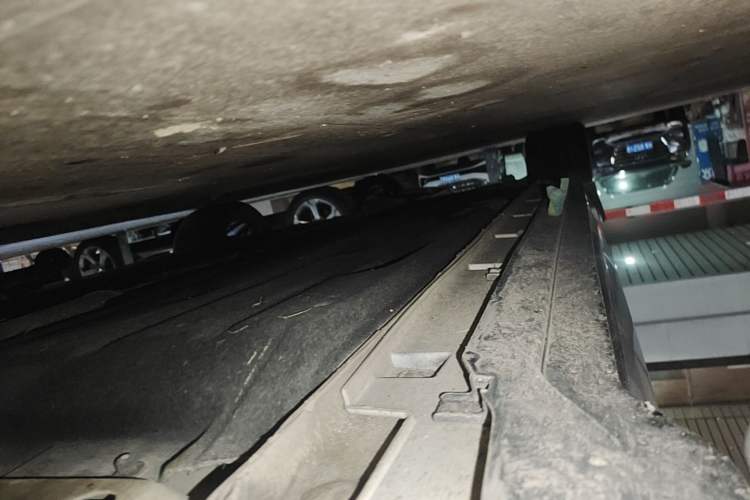 Used Geely Auto Preface 2023 1.5TD Kunlun Edition Right Side Sill