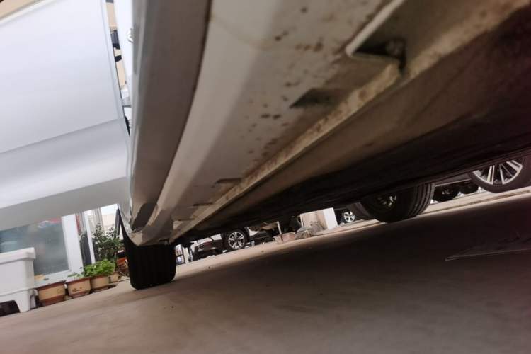 Used Geely Auto Preface 2023 2.0TD Prestige Version Right Side Sill