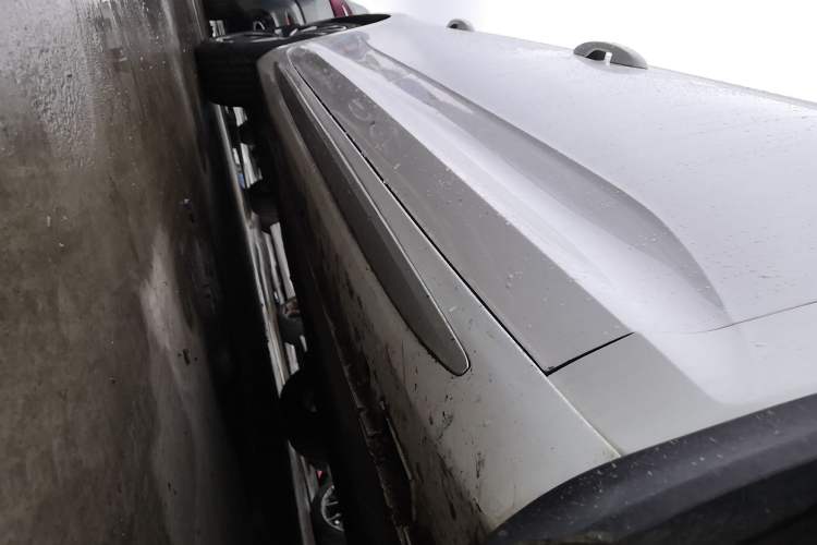 Used Geely Auto Preface 2023 2.0TD Luxury Version Right Side Sill