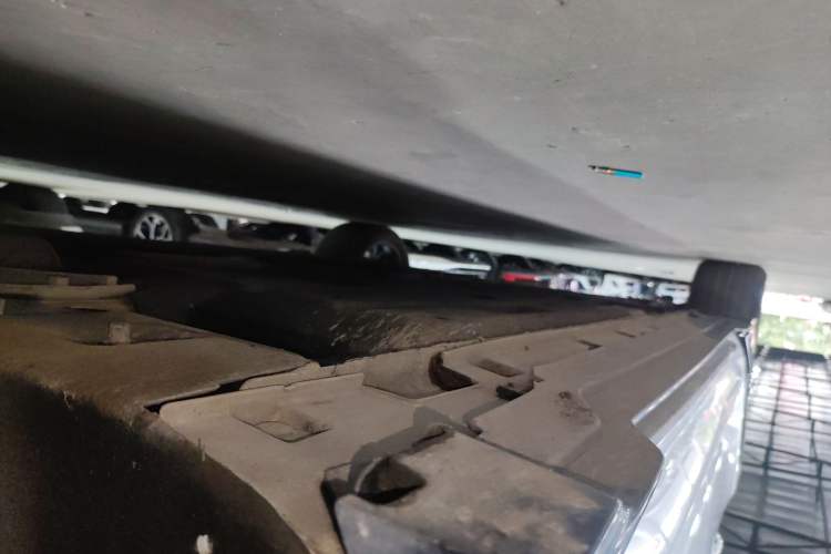 Used Geely Auto Preface 2023 2.0TD "Only This Verdant Green" Edition Right Side Sill