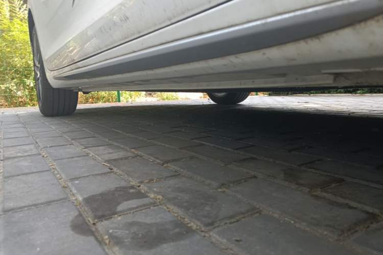 Used Geely Auto Preface 2023 2.0TD Prestige Version Right Side Sill