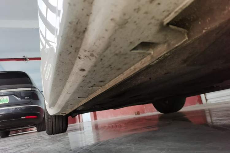 Used Geely Auto Preface 2023 1.5TD Fuyao Version Right Side Sill