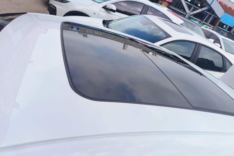 Used Geely Auto Preface 2023 1.5TD Fuyao Version Roof