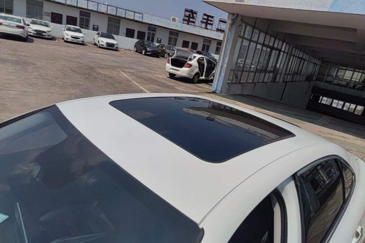 Used Geely Auto Preface 2023 2.0TD Luxury Version Roof