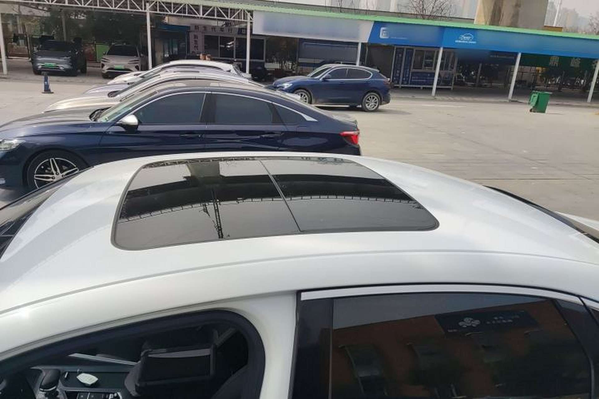 Used Geely Auto Preface 2023 1.5TD Fuyao Version Roof