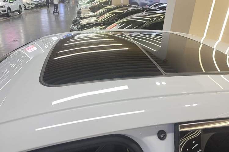 Used Geely Auto Preface 2023 1.5TD Fuyao Version Roof