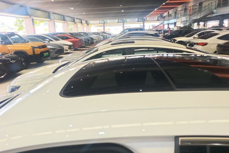 Used Geely Auto Preface 2023 1.5TD Fuyao Version Roof